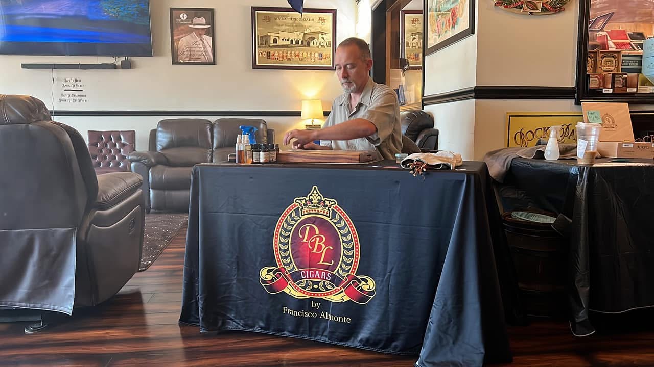 Goodfella’s Cigar Lounge SC