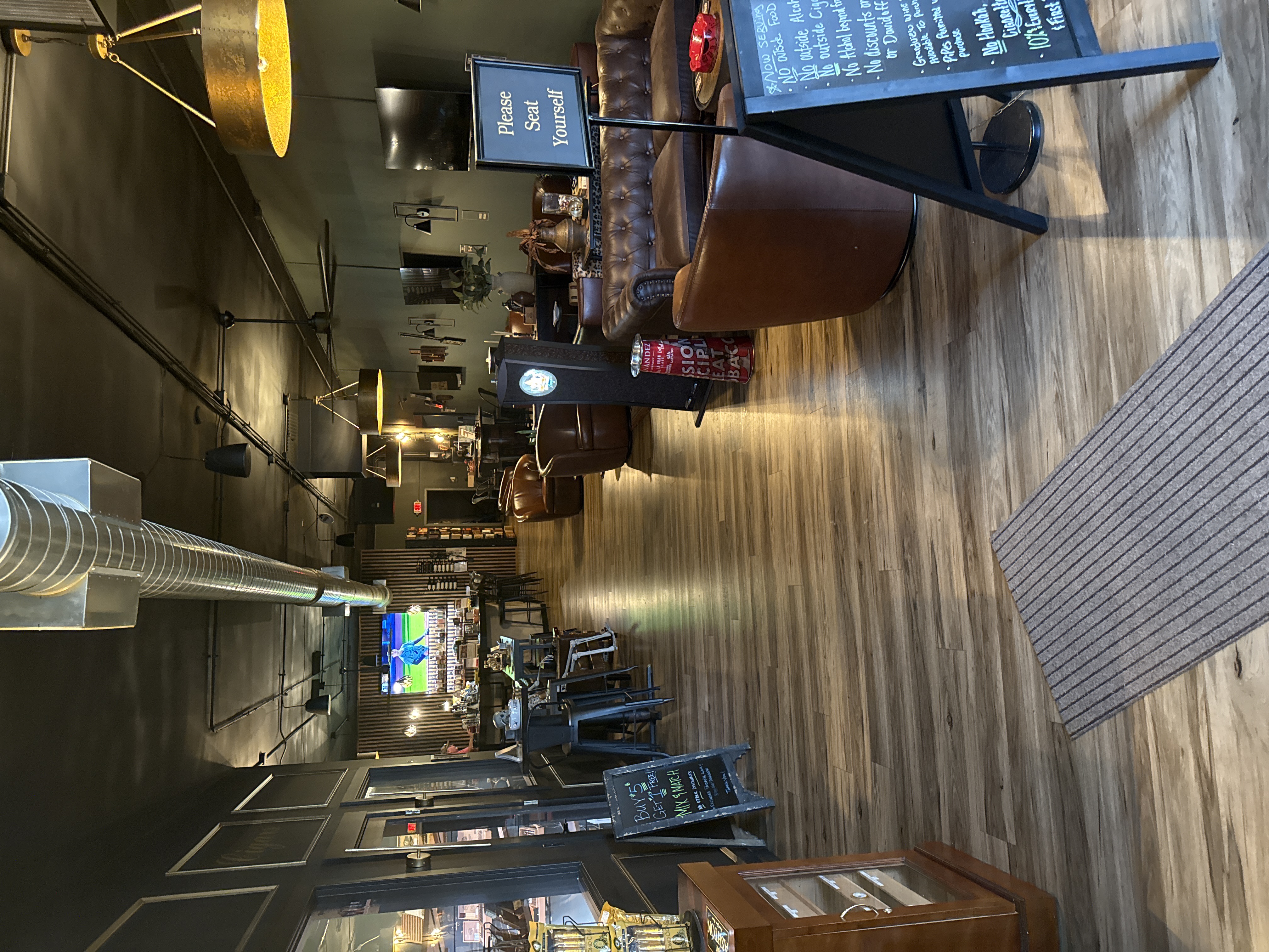 Oscar's Cigar & Sports Lounge in Palmyra, PA