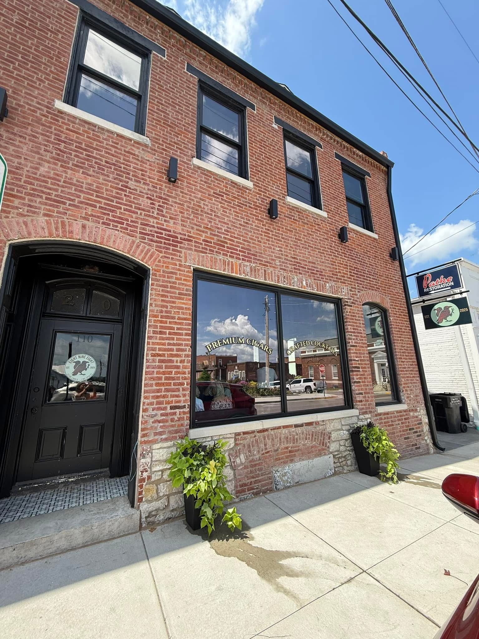 Eight Nine Eight Cigar Lounge & Bar