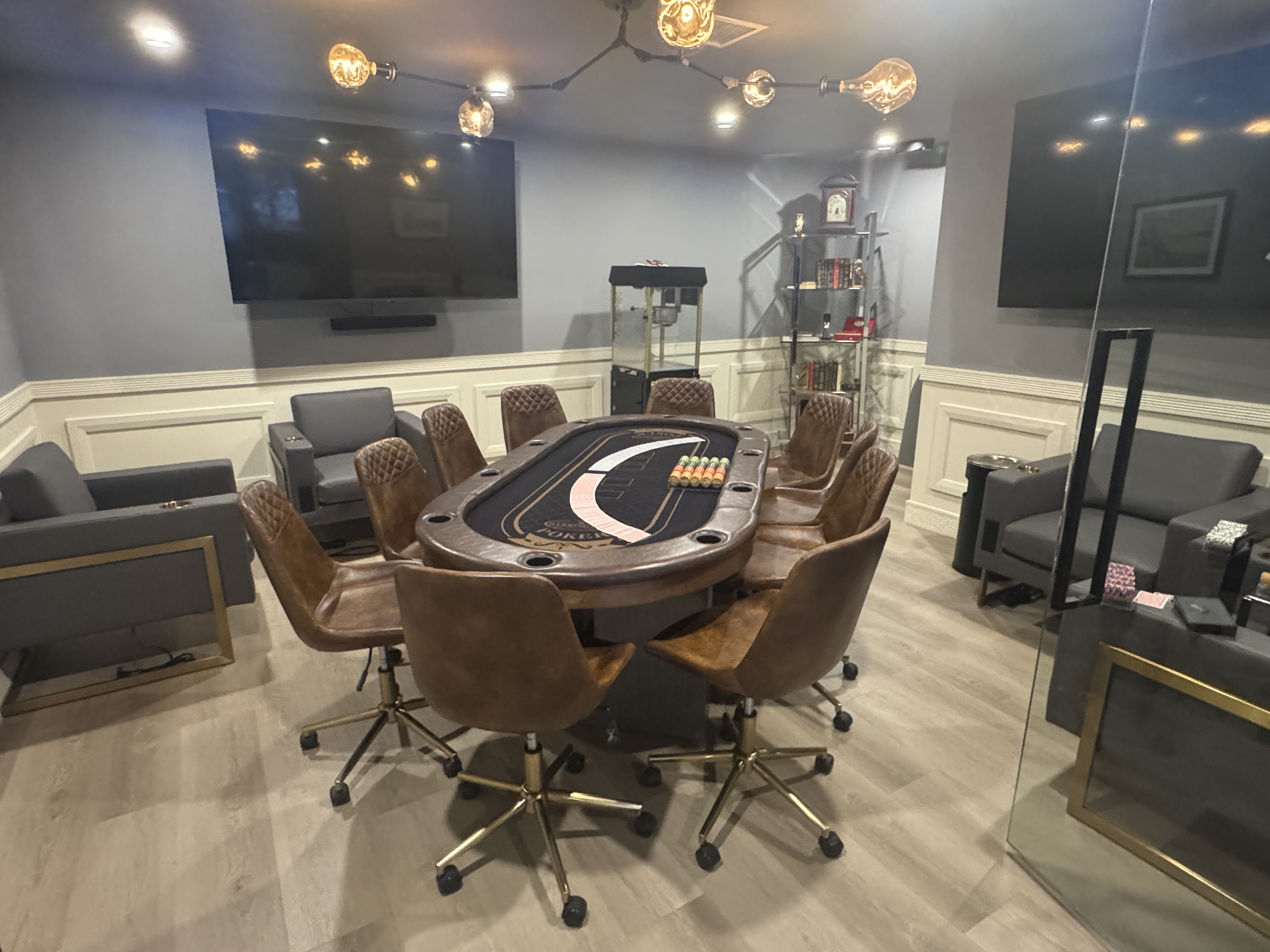 Stixx Private Cigar Lounge