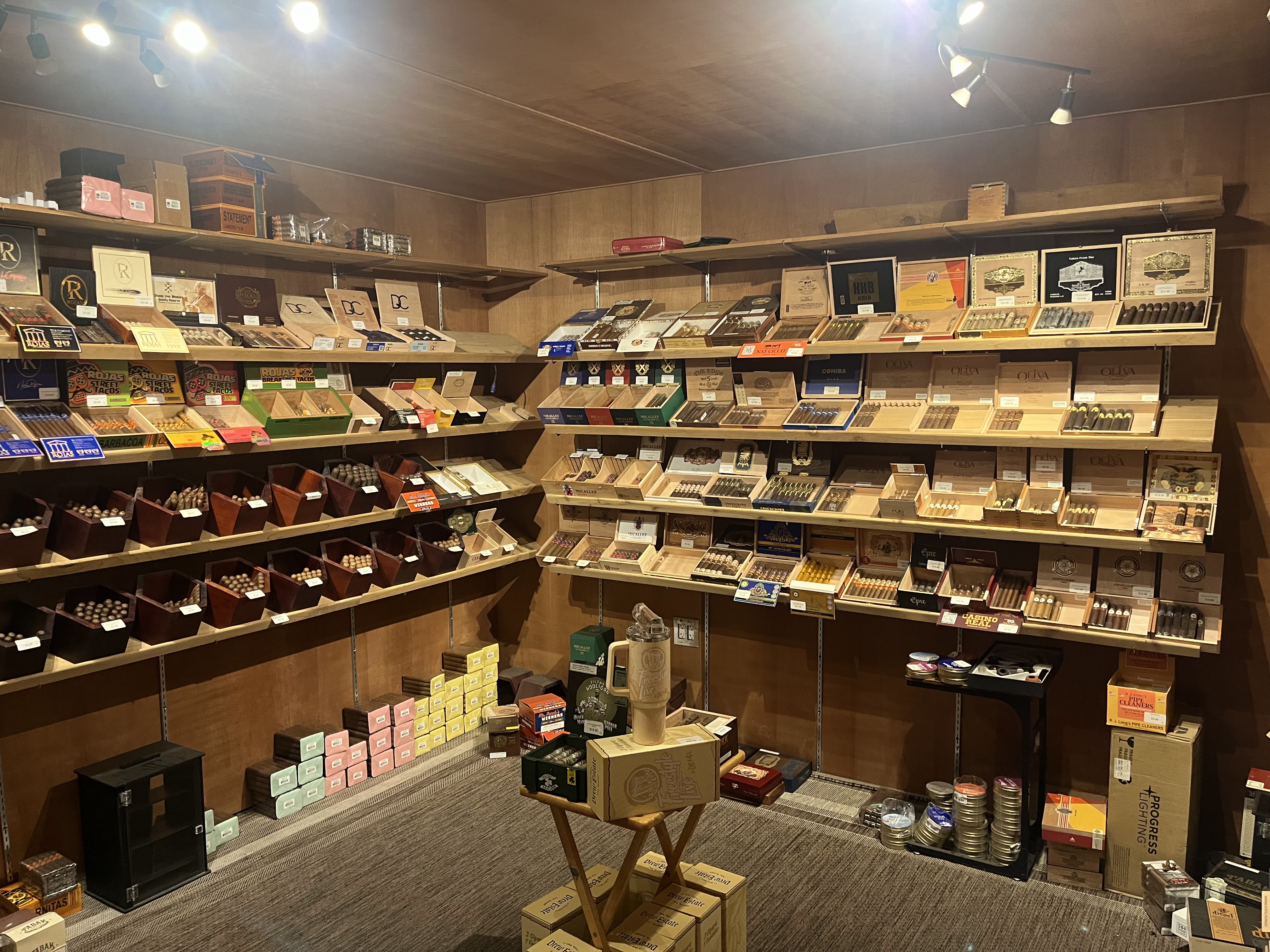 The Chief Cigar Lounge in Decatur, TX