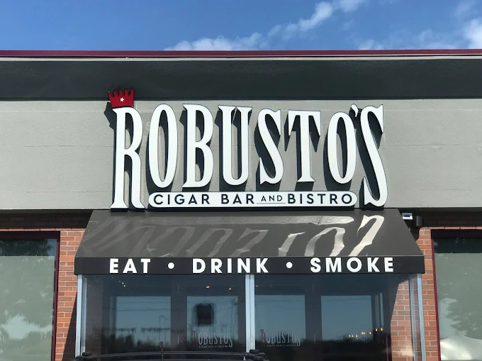 Robusto's Cigar Bar and Bistro in Sterling Heights, MI