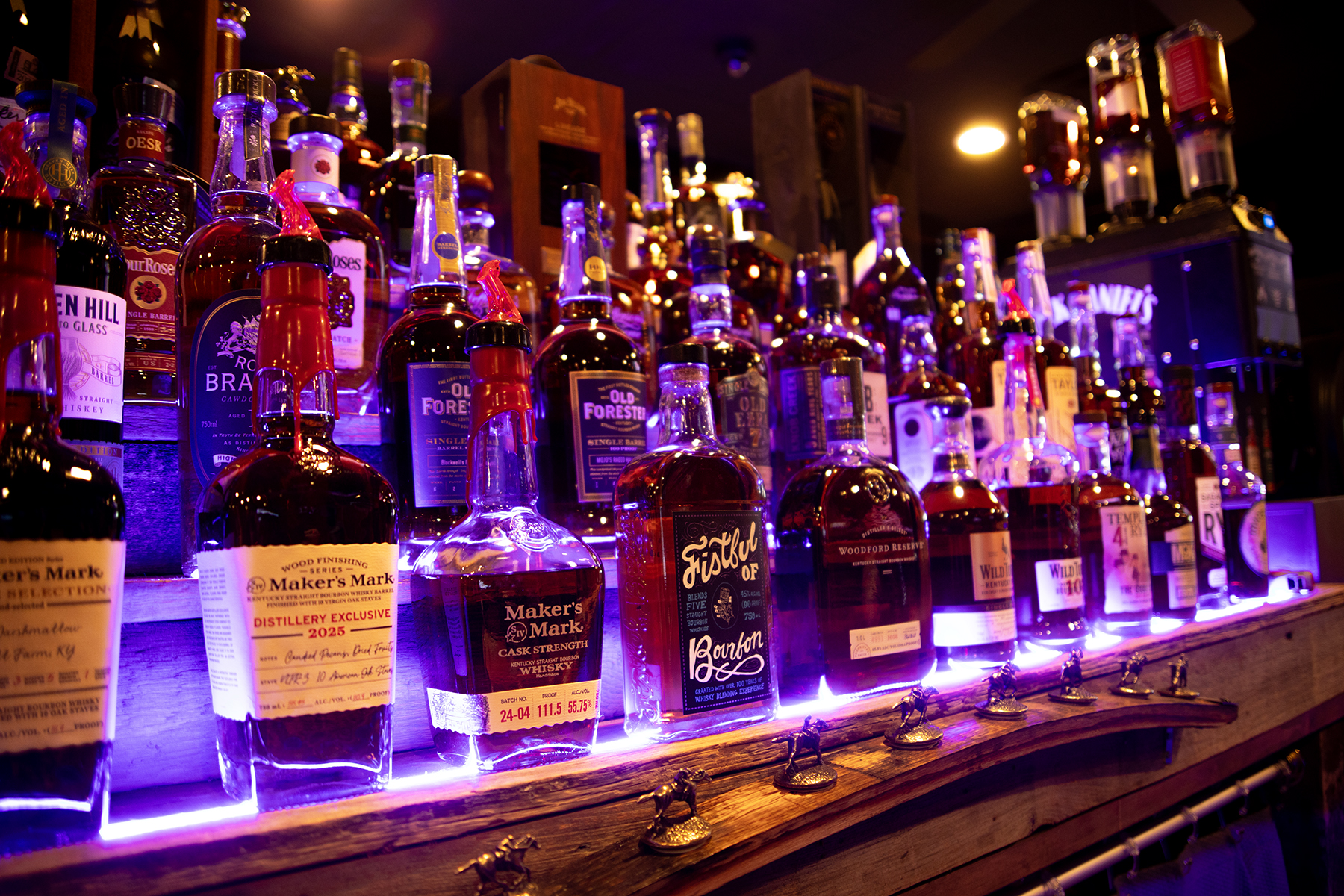 Haskins Hideout Cigar And Bourbon Lounge