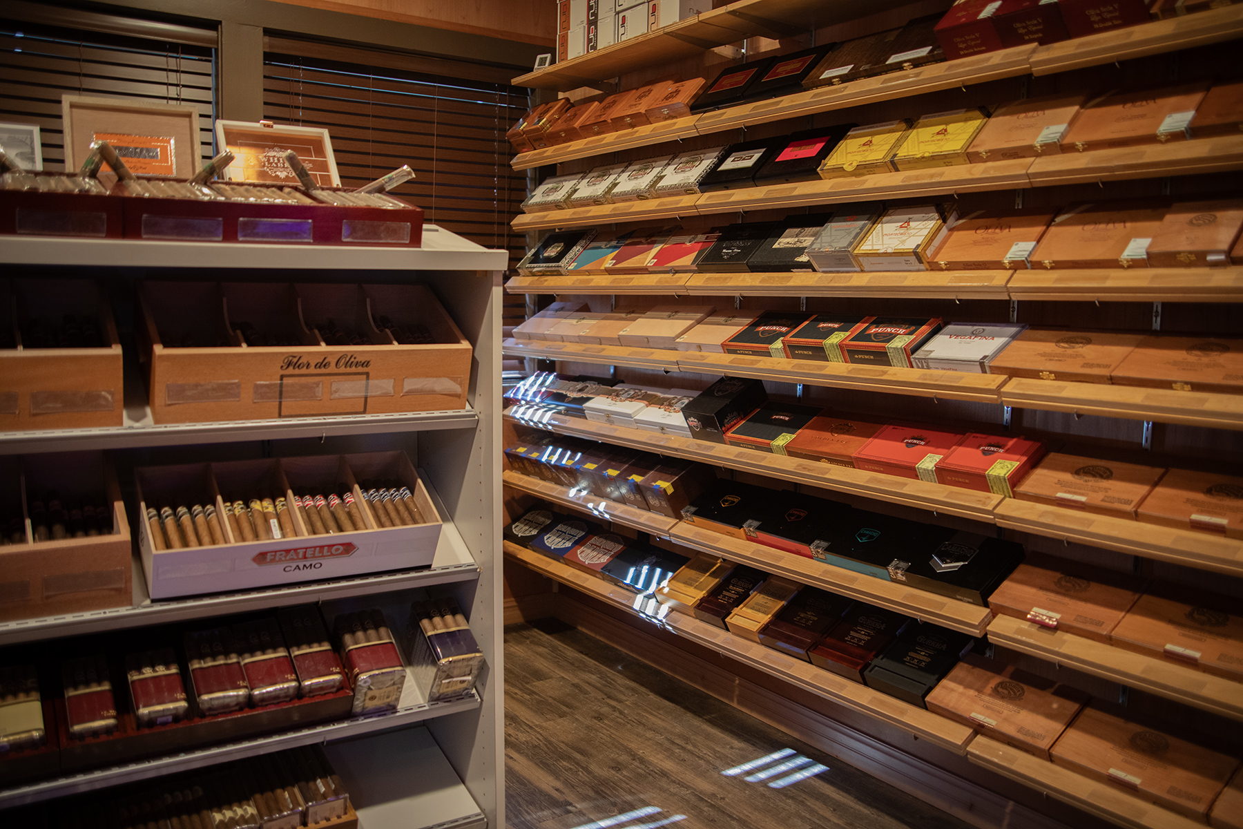Haskins Hideout Cigar And Bourbon Lounge