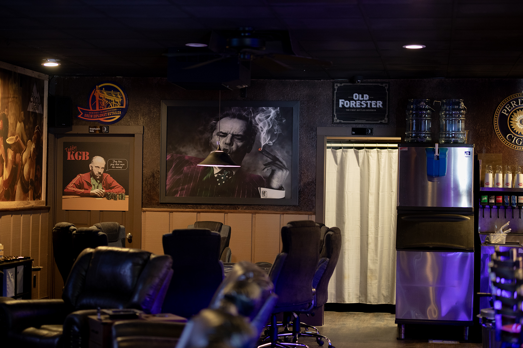 Haskins Hideout Cigar And Bourbon Lounge