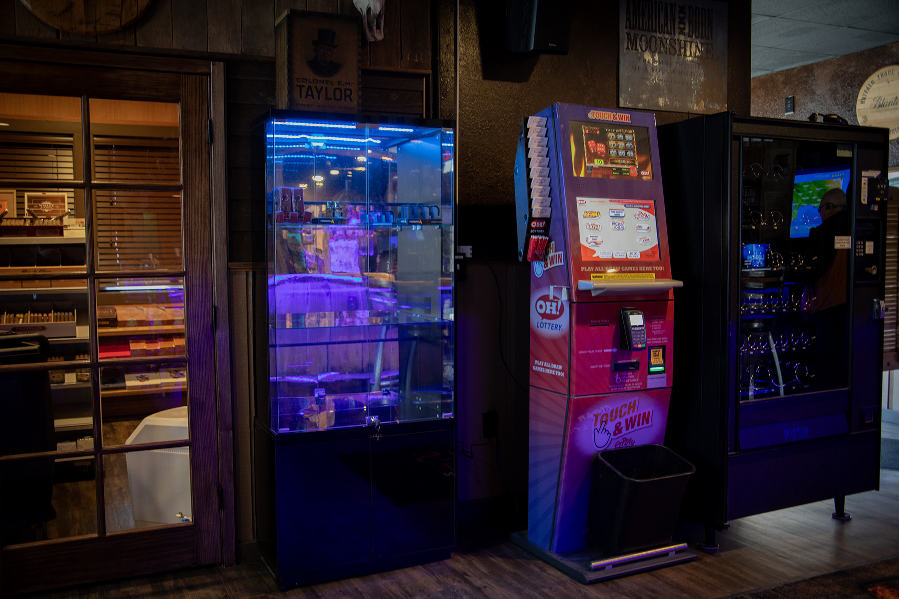 Haskins Hideout Cigar And Bourbon Lounge